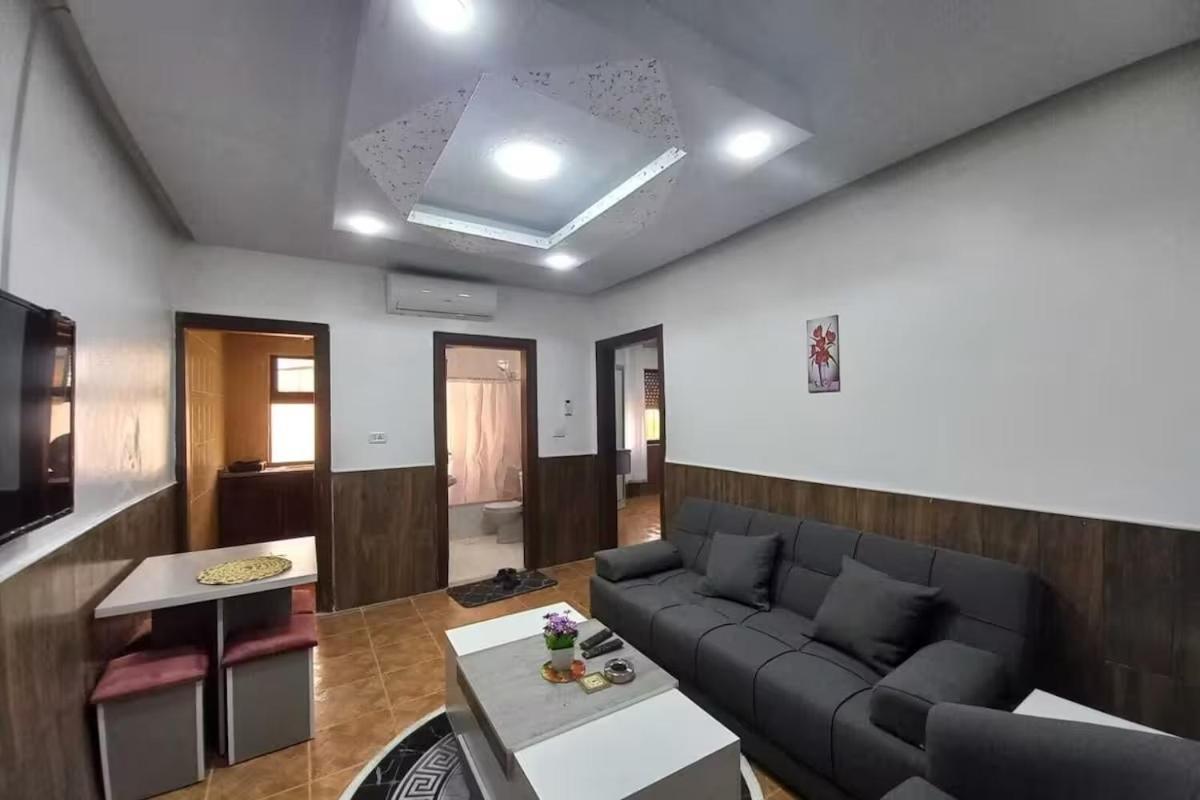 עמאן Al-Nujoom Hotel Suites מראה חיצוני תמונה